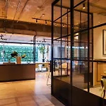Elegancia En Las Condes 2D2B Con Estilo